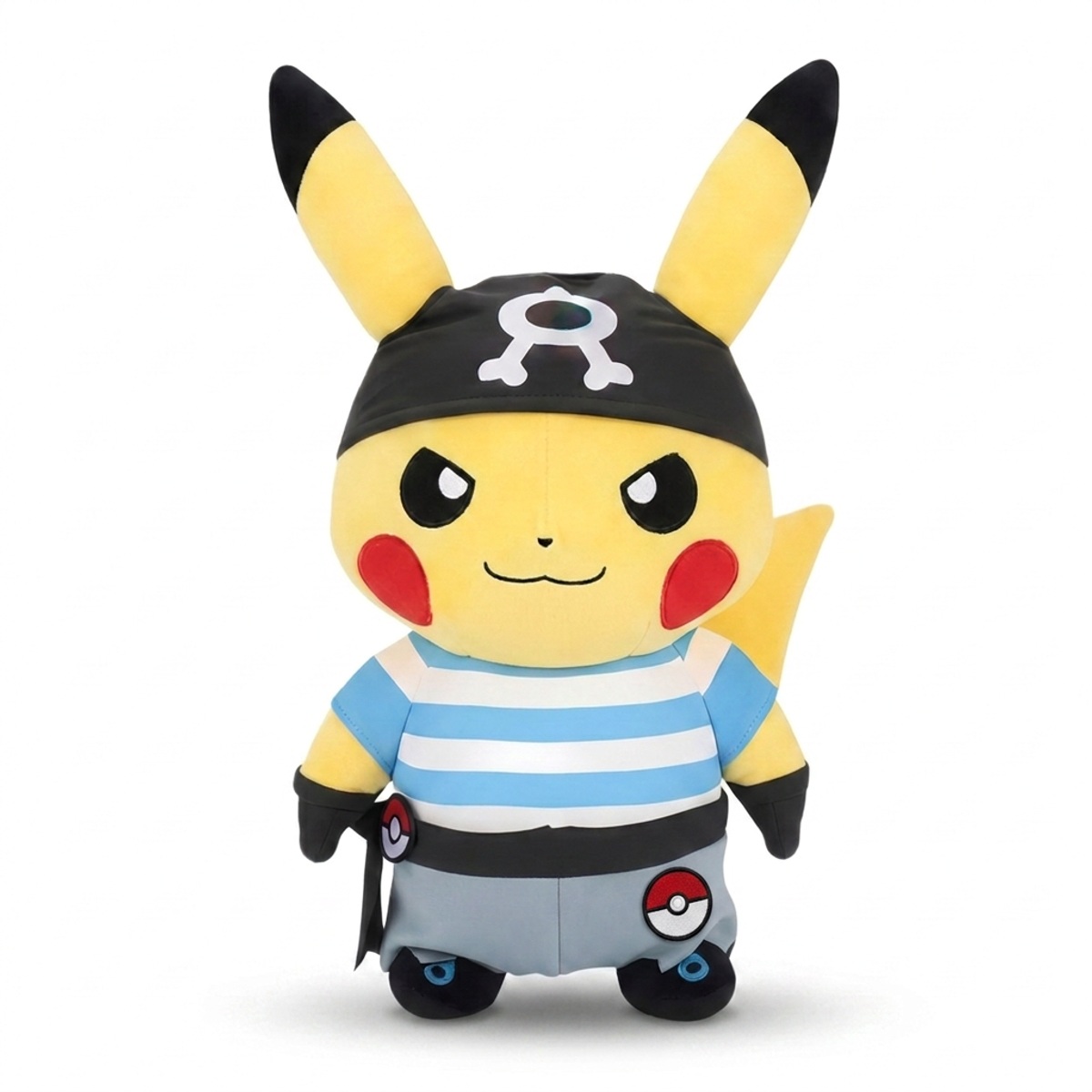 Peluche Pikachu avec badge prouvant l'authenticité du produit.
